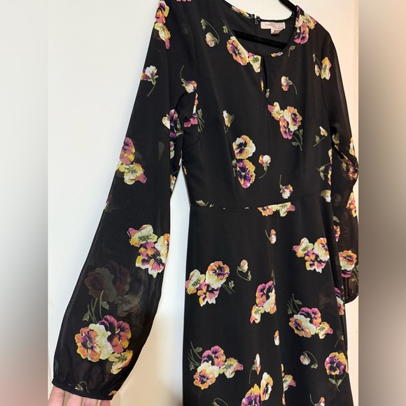 Forever 21 Black Dress with Floral Design - Picture 4 of 6